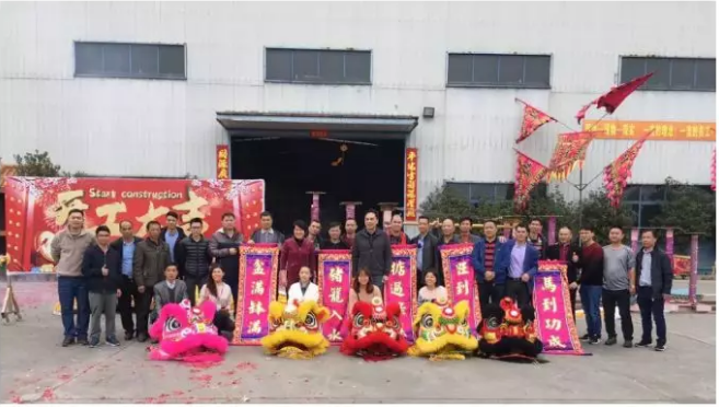 南方鋁業(yè)丨讓夢想飛揚(yáng)，奮斗是青春最亮麗的底色.png
